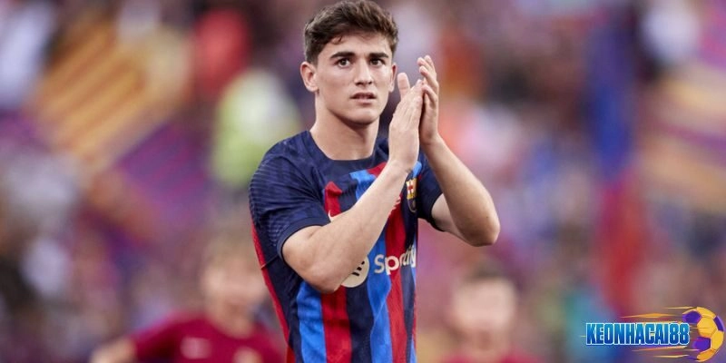 Gavi thi đấu nổi bật tại Euro 2020 và World Cup 2022 cùng La Roja