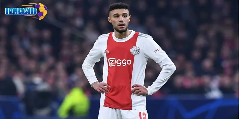 Cầu thủ này trưởng thành từ lò đào tạo của Ajax.