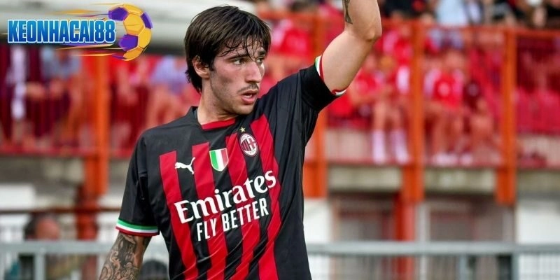 Tìm hiểu tiểu sử Sandro Tonali